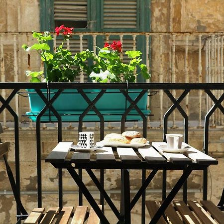 Terra Del Sole Bed & Breakfast Trani Bagian luar foto