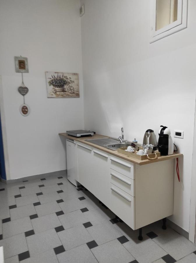 Terra Del Sole Bed & Breakfast Trani Bagian luar foto