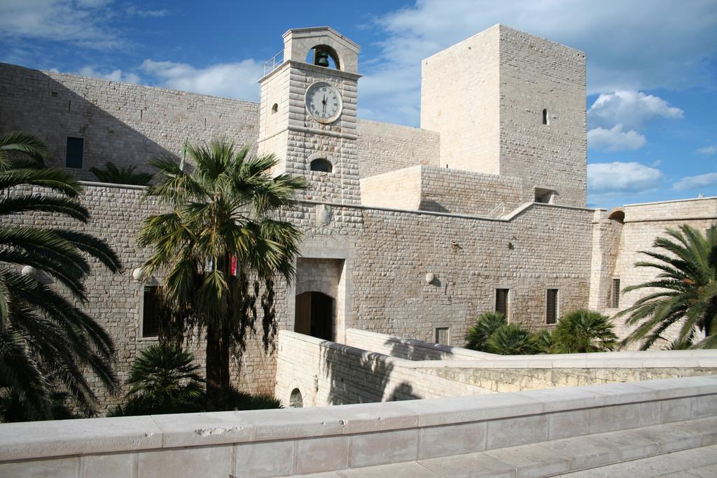 Terra Del Sole Bed & Breakfast Trani Bagian luar foto