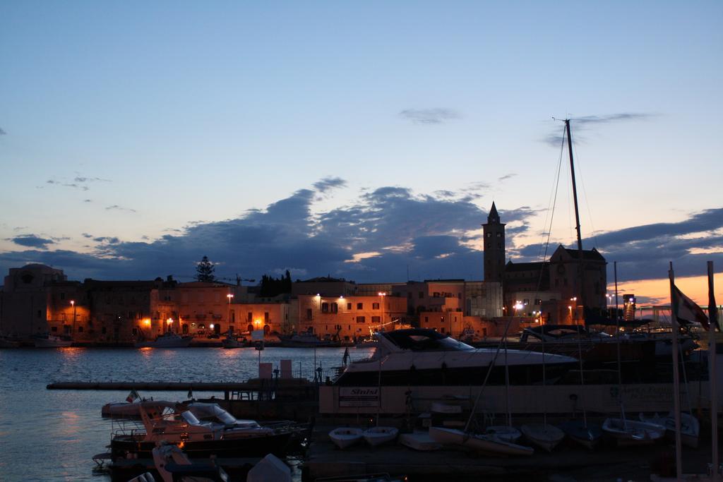 Terra Del Sole Bed & Breakfast Trani Bagian luar foto
