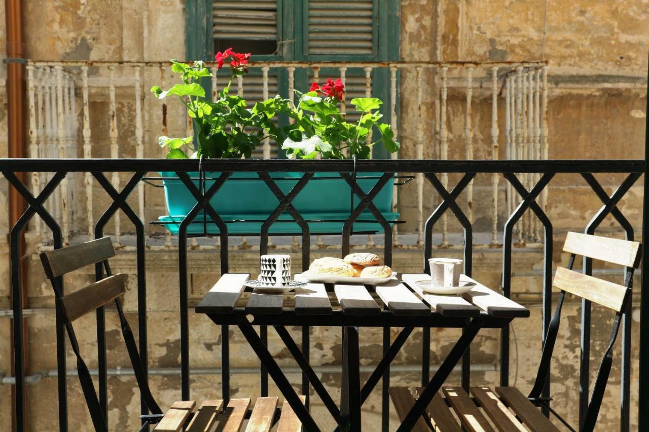 Terra Del Sole Bed & Breakfast Trani Bagian luar foto