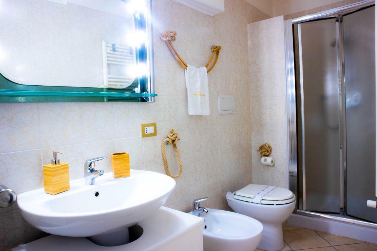 Terra Del Sole Bed & Breakfast Trani Bagian luar foto