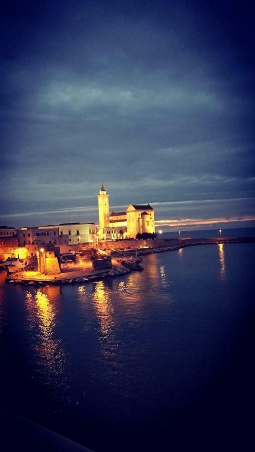 Terra Del Sole Bed & Breakfast Trani Bagian luar foto